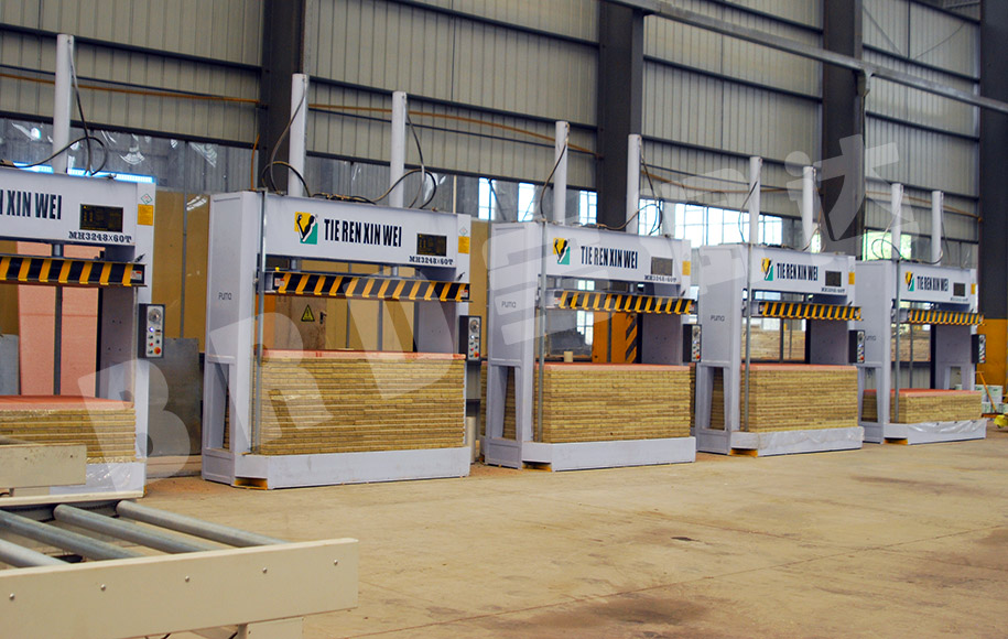 寶潤(rùn)達(dá)一體板冷壓